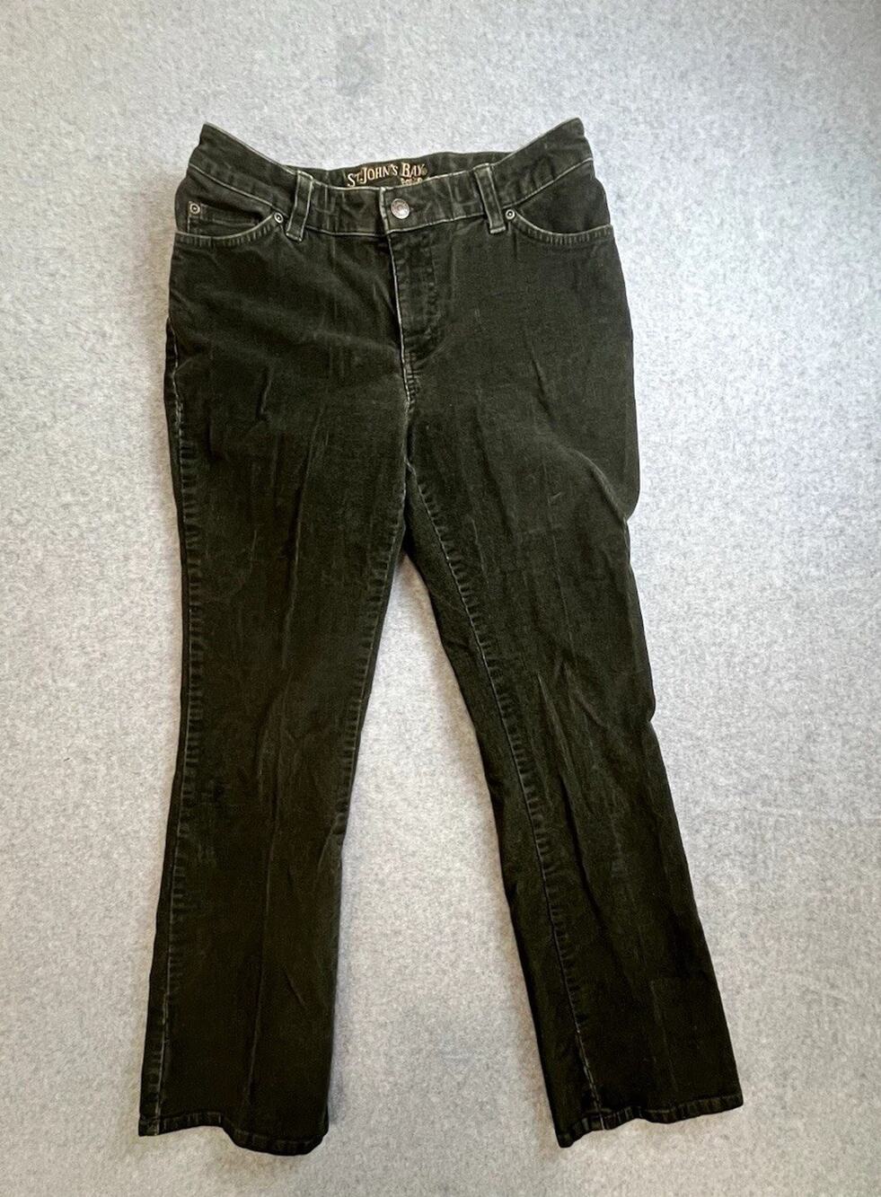 St. John's Bay petite bootcut corduroy pants green cotton stretch pockets Sz 4p